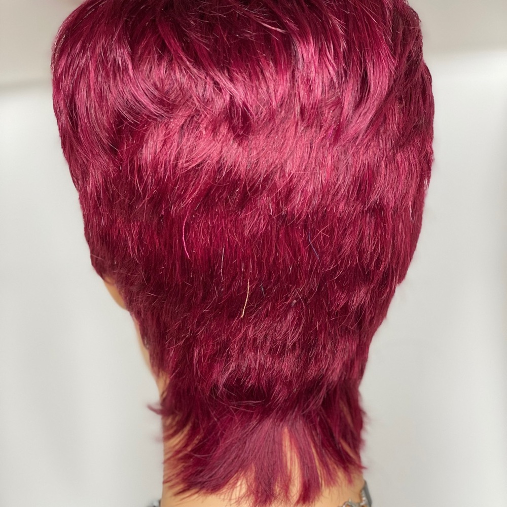 Wig - Picture 3 of 3